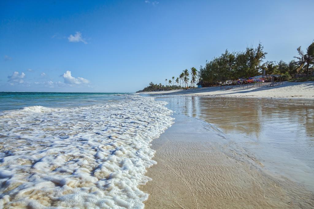 Hotel Afrochic Diani Ukunda Exterior foto