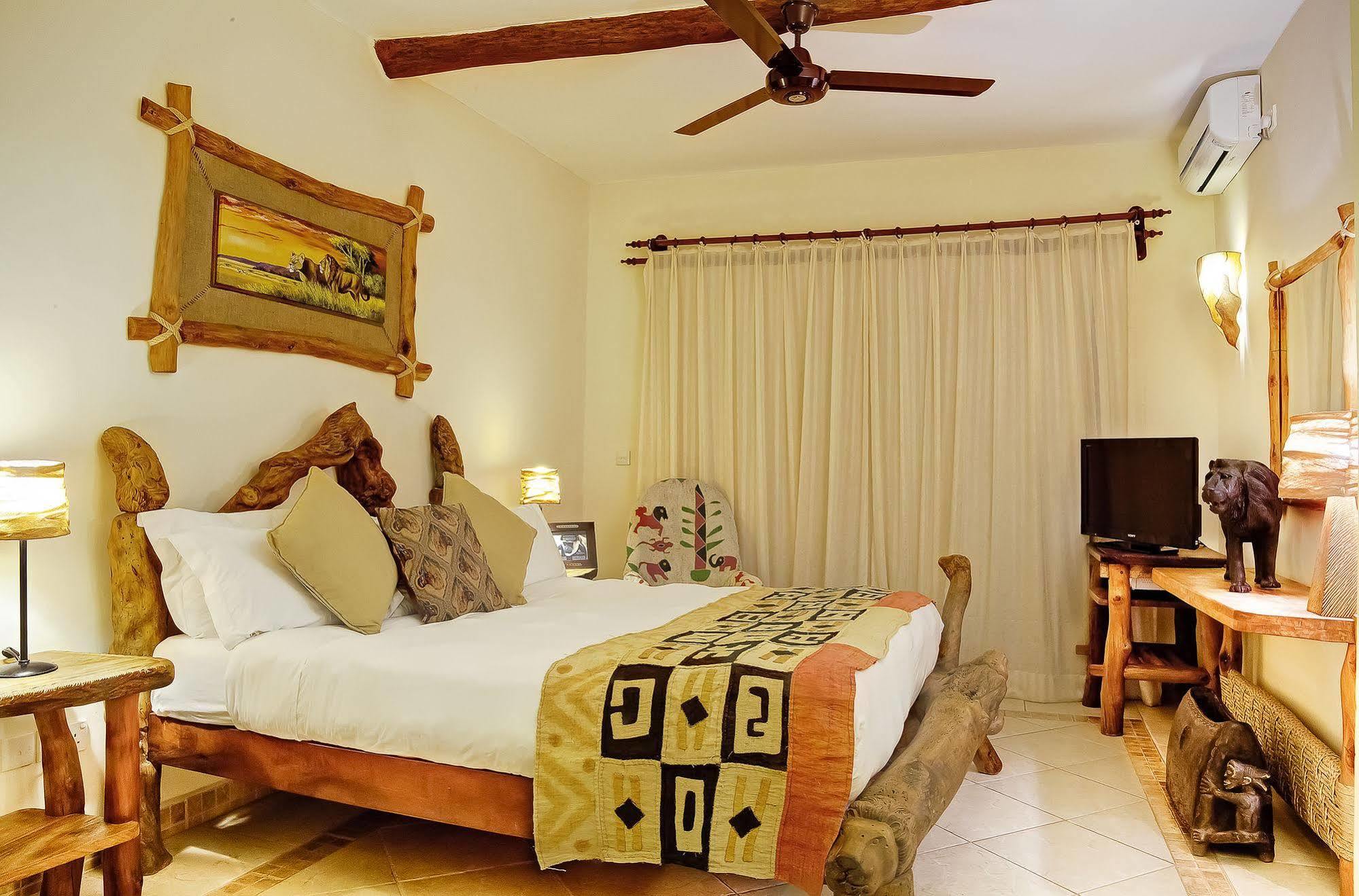Hotel Afrochic Diani Ukunda Exterior foto