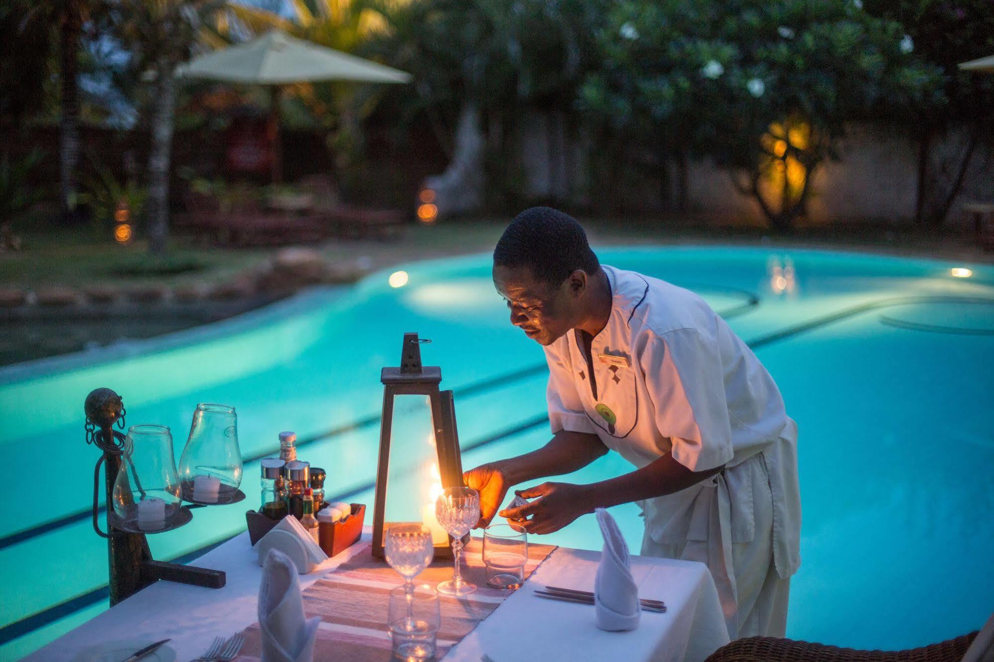 Hotel Afrochic Diani Ukunda Exterior foto